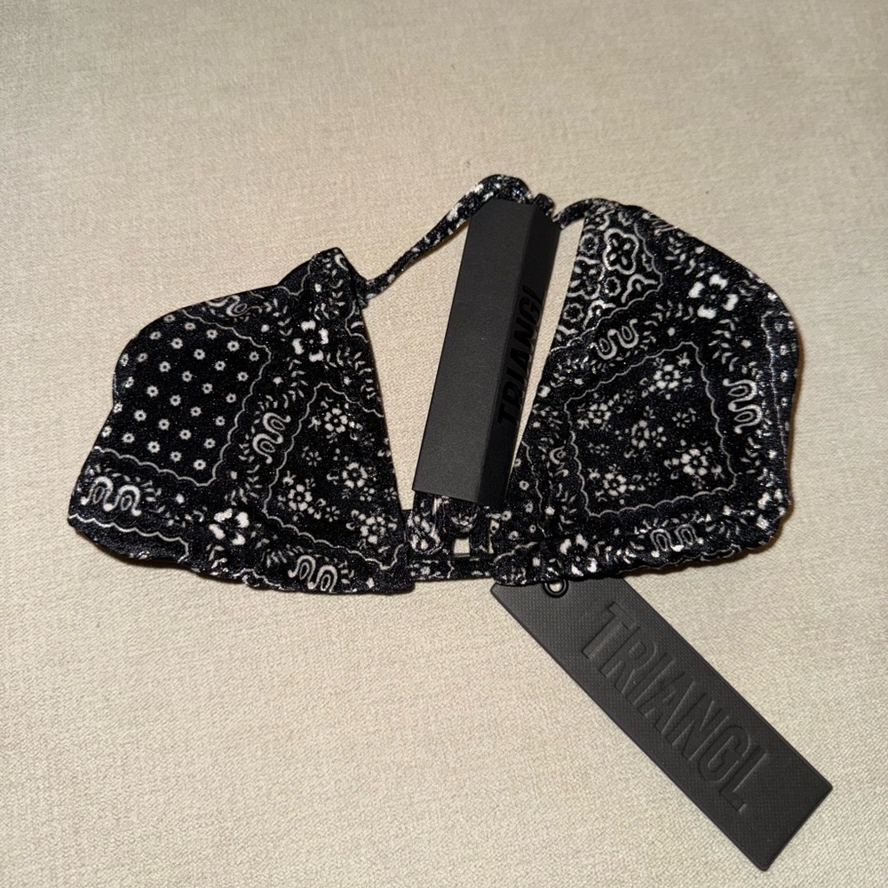 triangl vinca pesa top